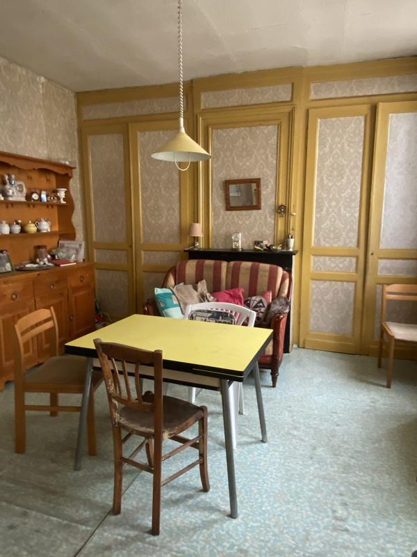 Maison - 170 m² - 11 pièces