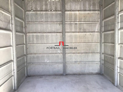 Parking / Garage - 10 m²