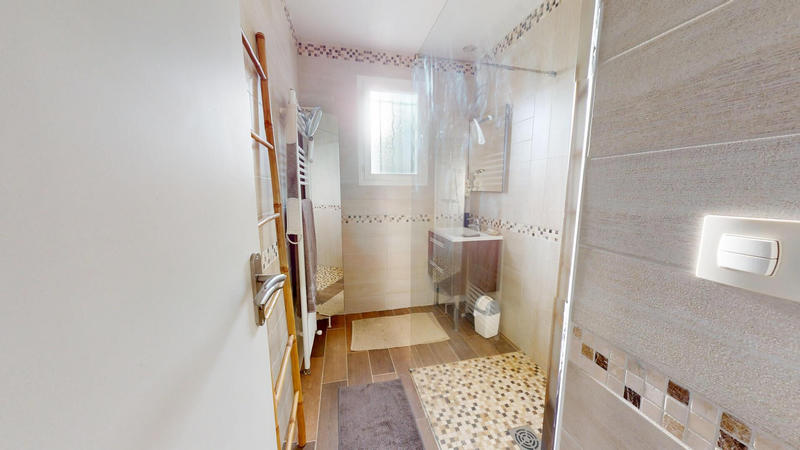 Maison - 105 m² - 4 pièces