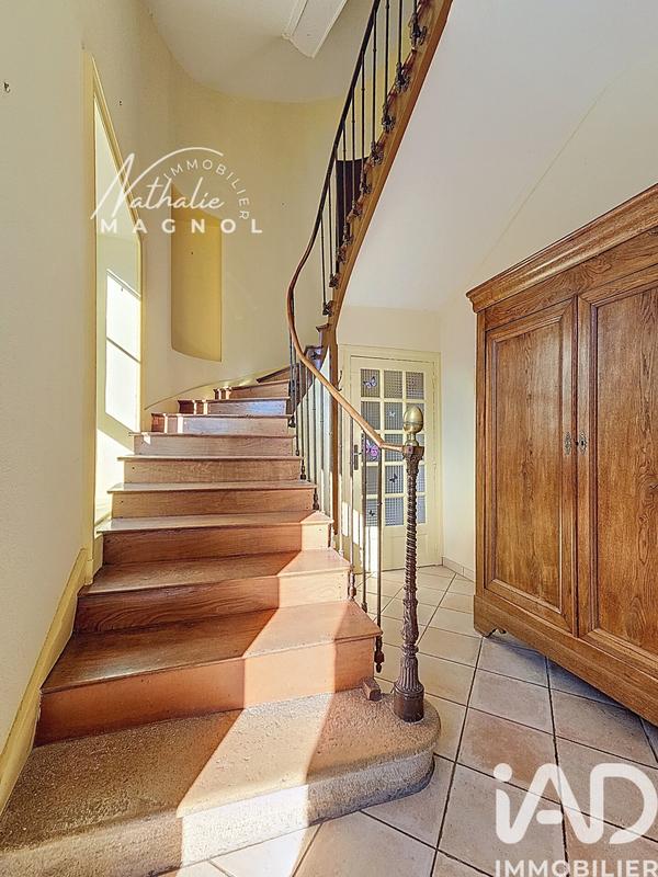 Maison - 197 m² - 8 pièces