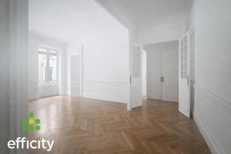 Appartement - 110 m² - 4 pièces