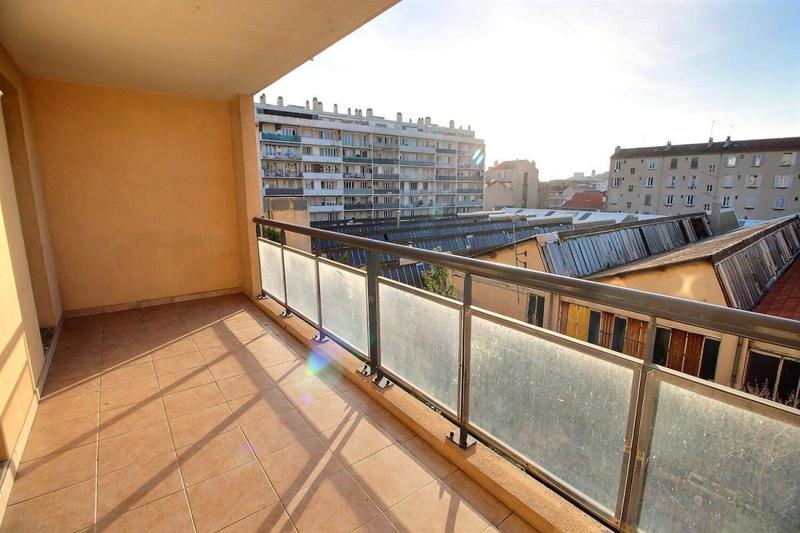Appartement - 87 m² - 4 pièces