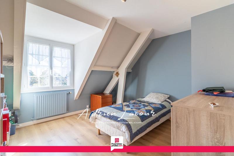 Maison - 152 m² - 8 pièces