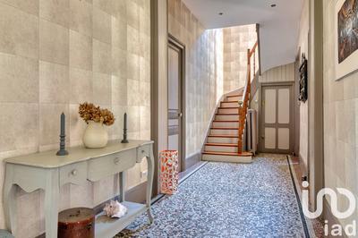 Maison - 285 m² - 13 pièces