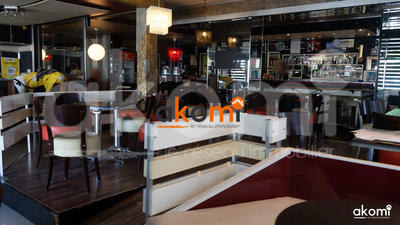 Local commercial - 156 m²