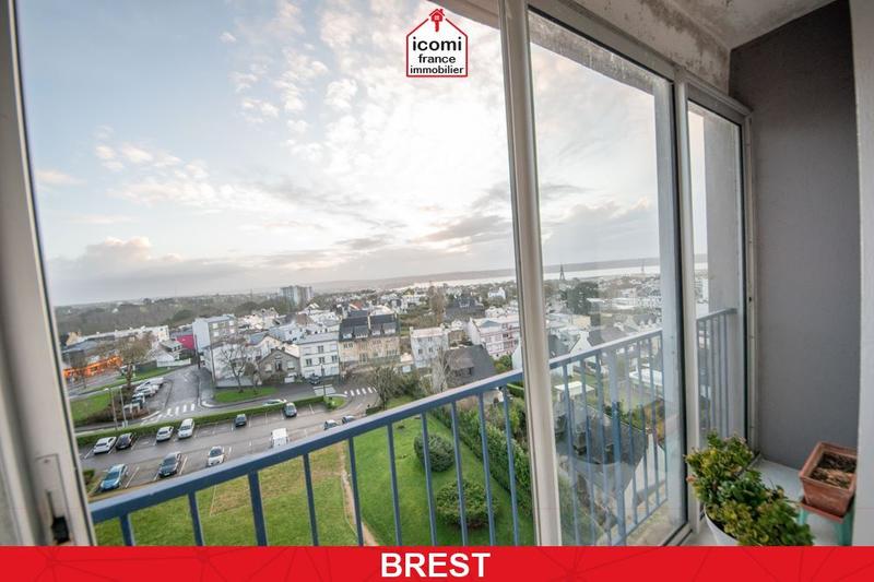 Appartement - 90 m² - 3 pièces