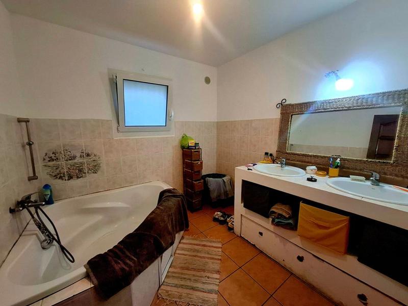 Maison - 125 m² - 4 pièces