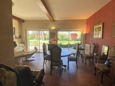 Viager - Maison - 232 m² - 7 pièces