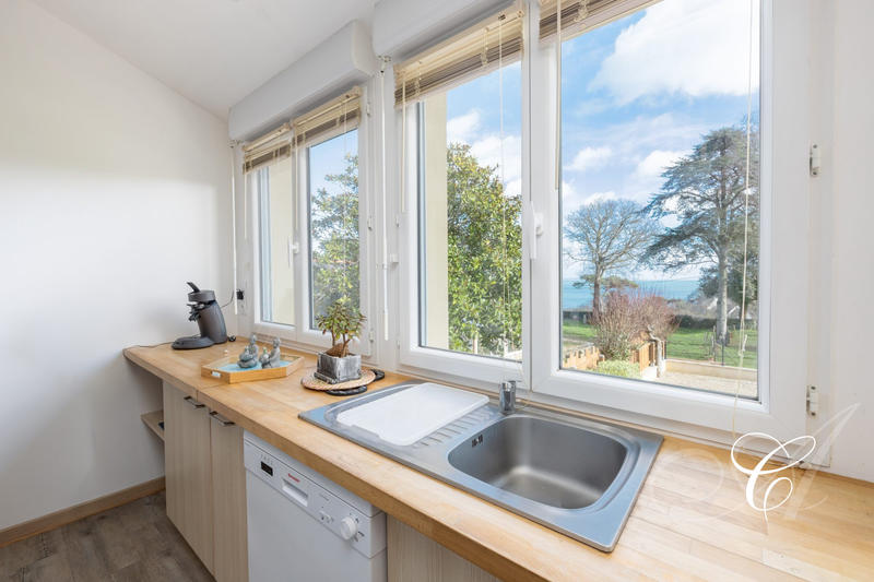 Maison - 103 m² - 6 pièces