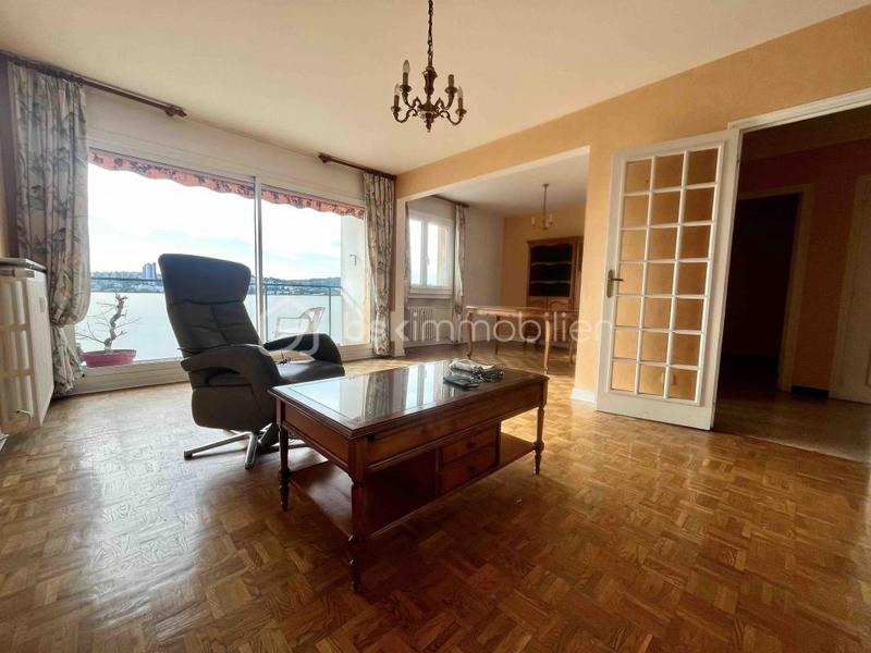 Appartement - 76 m² - 4 pièces