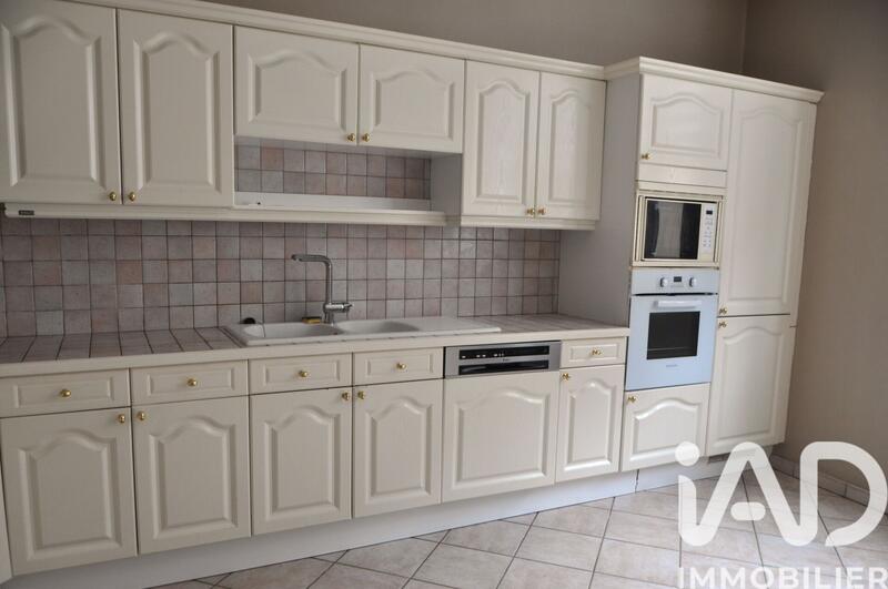 Maison - 180 m² - 7 pièces