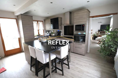 Maison - 95 m² - 5 pièces