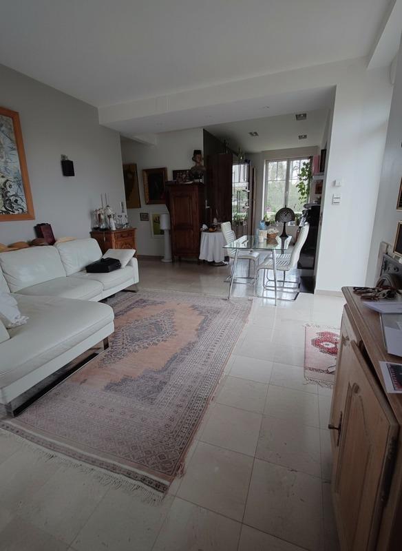 Maison - 200 m² - 8 pièces