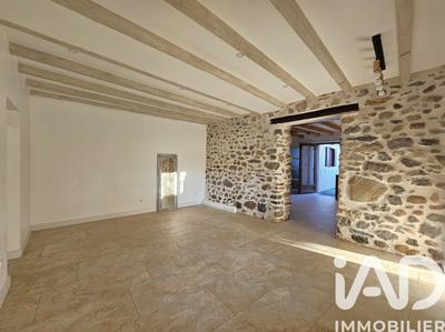 Maison - 111 m² - 6 pièces