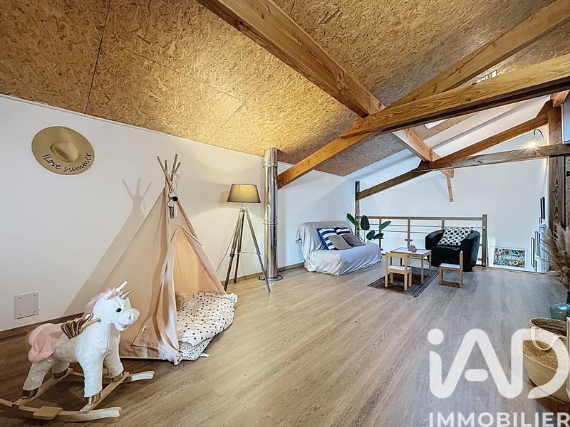 Maison - 196 m² - 8 pièces