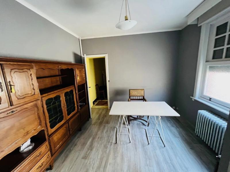 Maison - 207 m² - 8 pièces