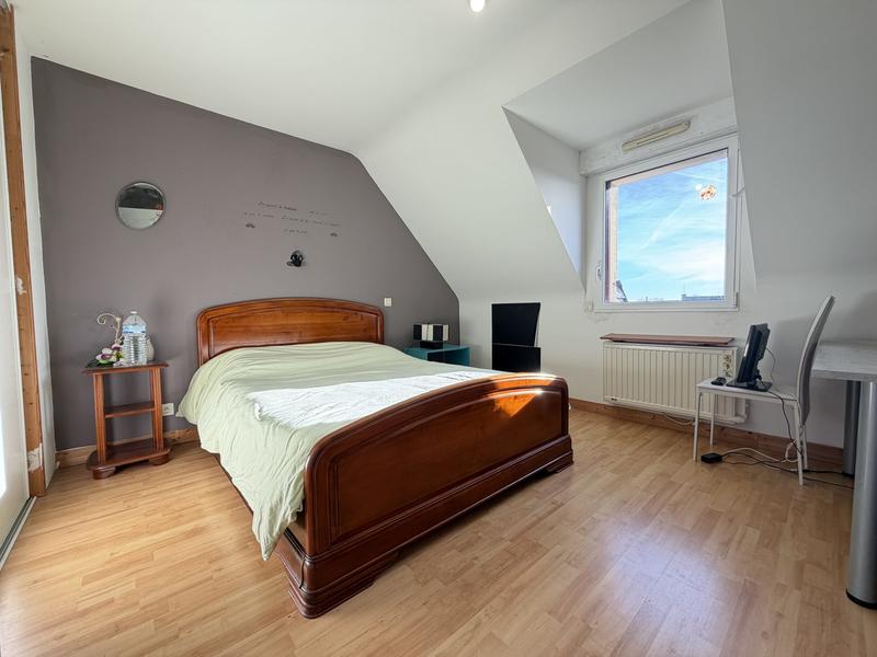 Maison - 153 m² - 10 pièces