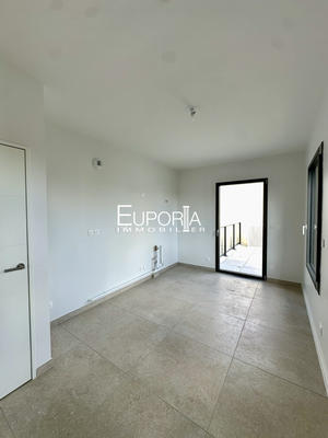 Appartement - 127 m² - 4 pièces