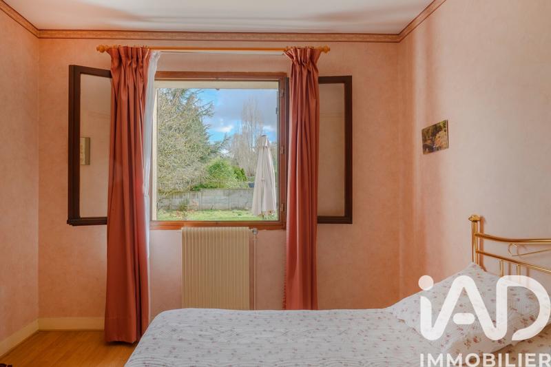 Maison - 225 m² - 8 pièces