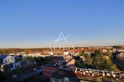 Appartement - 91 m² - 4 pièces