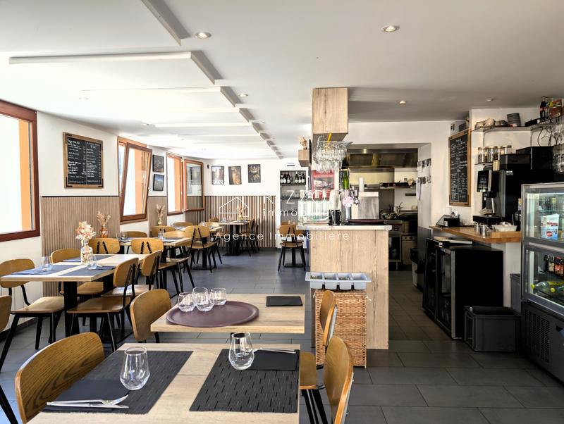 Fonds de commerce - Magasins - 48 m²