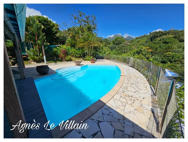 Maison d'architecte - 159 m² - 6 pièces