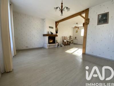 Maison - 93 m² - 4 pièces