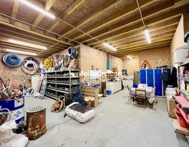 Entrepôt - 86 m² - 1 pièce