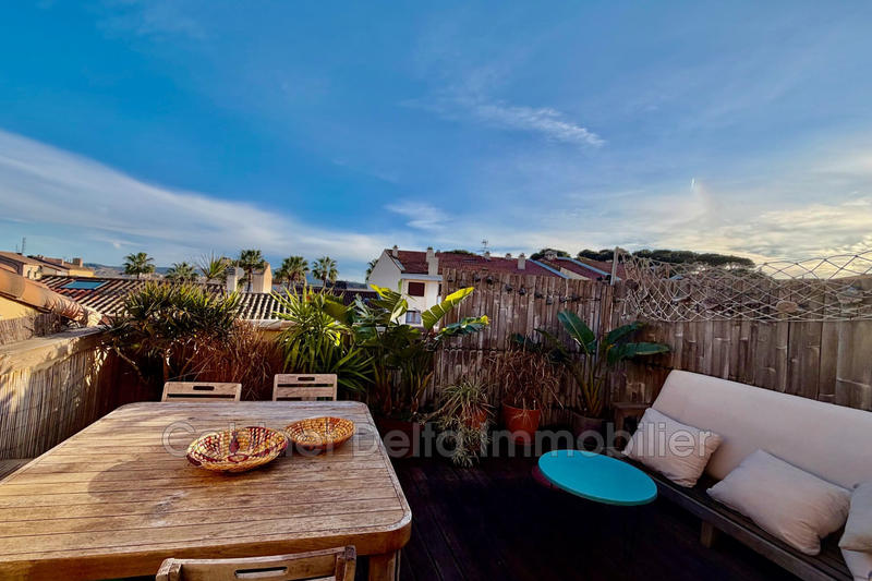 Appartement - 80 m² - 2 pièces