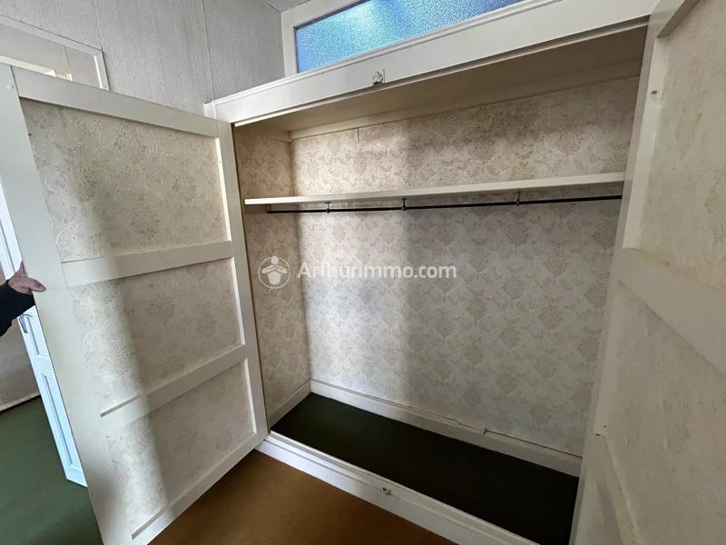 Maison - 174 m² - 9 pièces