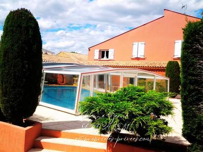 Demeure - 230 m² - 9 pièces