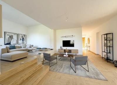 Maison - 180 m² - 7 pièces