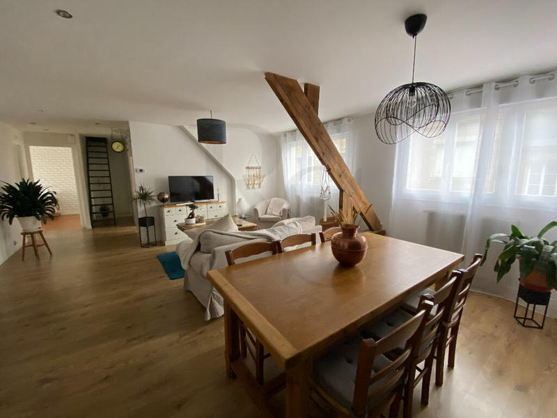 Appartement - 87 m² - 3 pièces