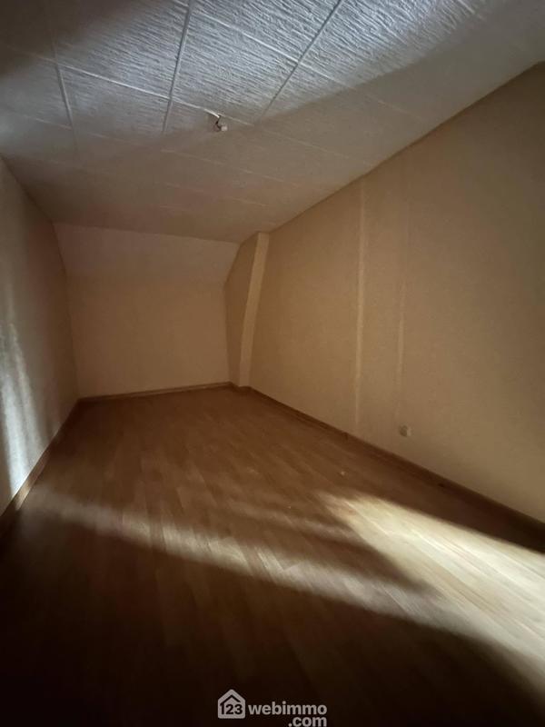 Maison - 103 m² - 5 pièces