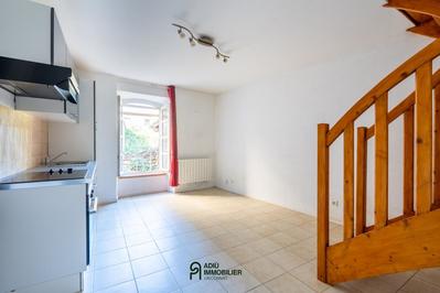 Maison - 174 m² - 7 pièces