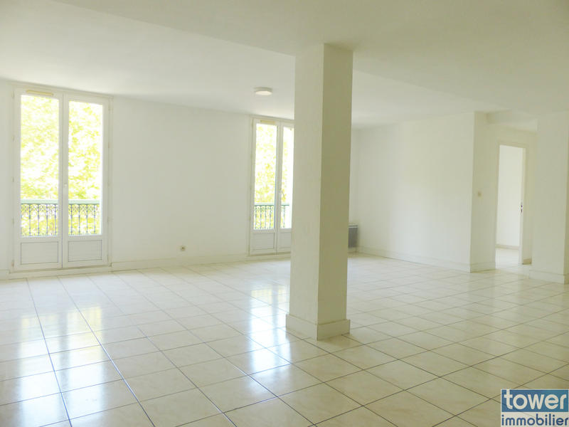 Appartement - 103 m² - 5 pièces