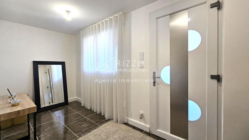 Maison - 125 m² - 6 pièces