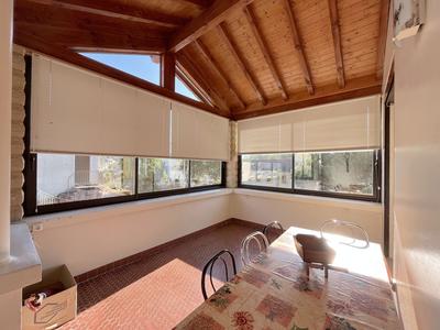 Villa - 115 m² - 9 pièces