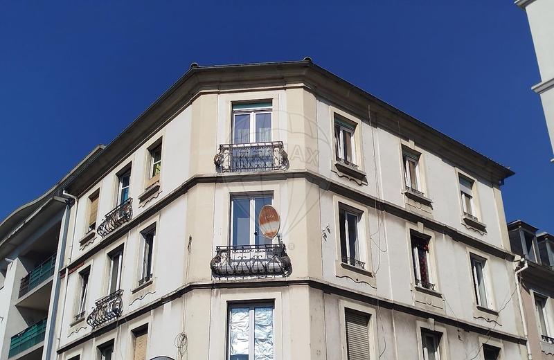 Immeuble - 262 m² - 16 pièces