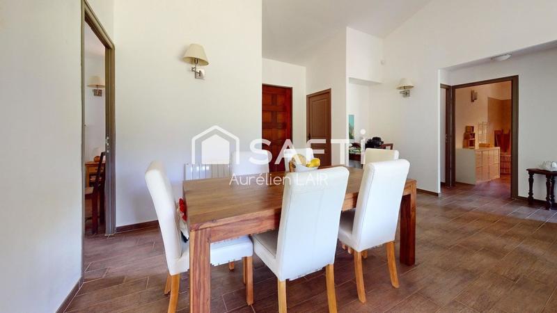 Maison - 96 m² - 4 pièces