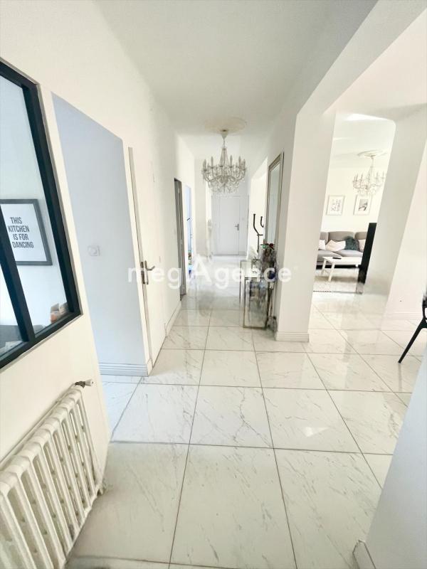 Appartement - 97 m² - 5 pièces