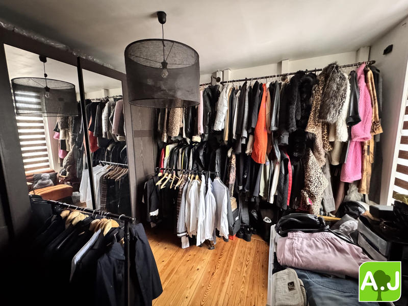 Appartement - 93 m² - 3 pièces