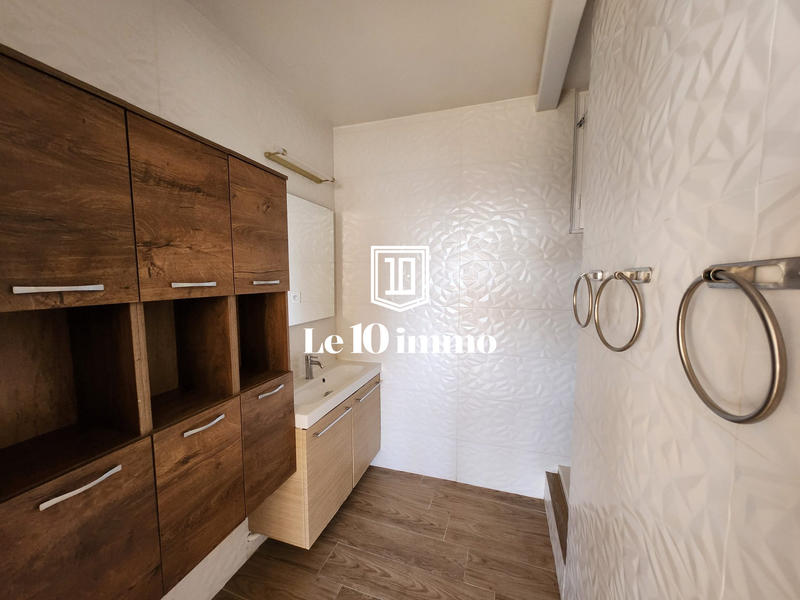 Appartement - 84 m² - 5 pièces