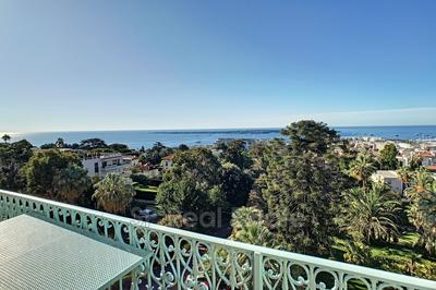 Appartement - 130 m² - 4 pièces