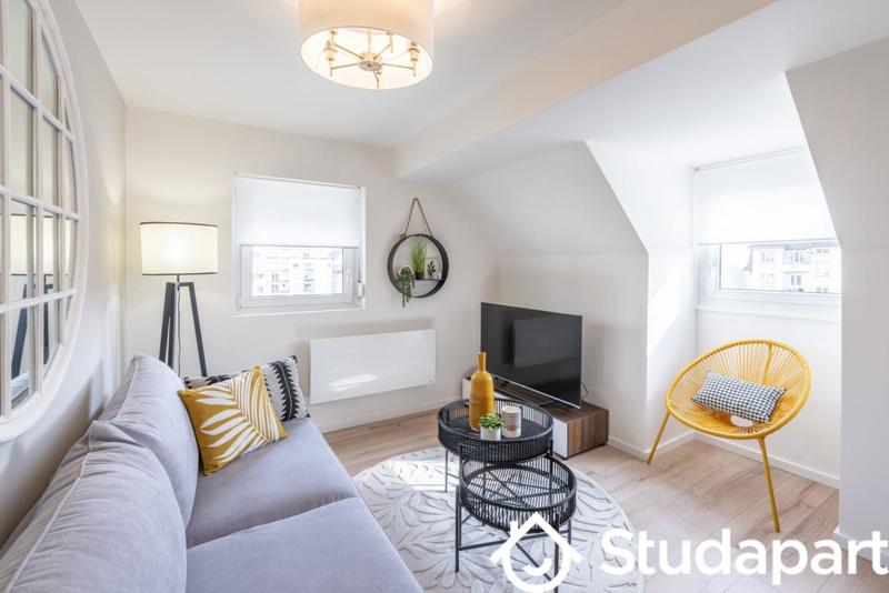 Chambre - 9 m² - 1 pièce