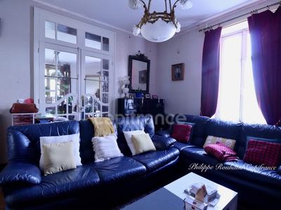 Maison de maîtres - 237 m² - 15 pièces