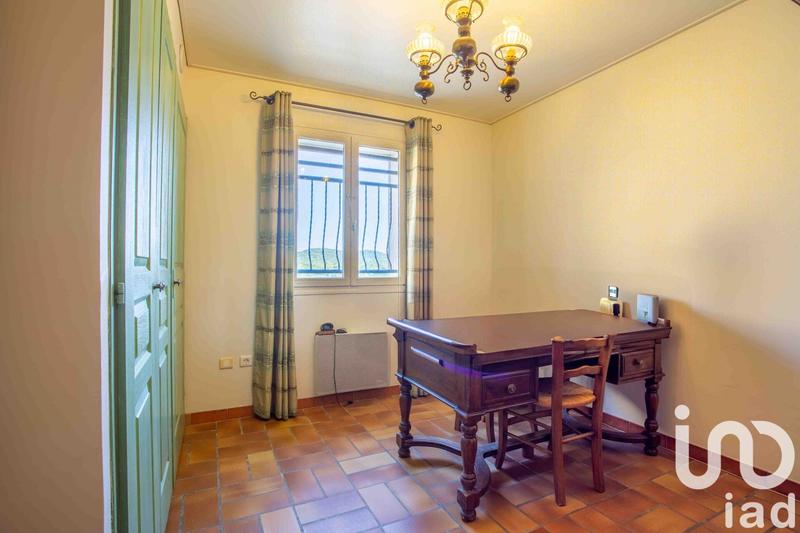 Maison - 223 m² - 8 pièces