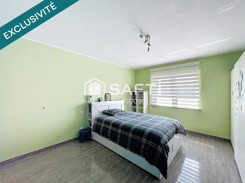 Maison - 259 m² - 9 pièces