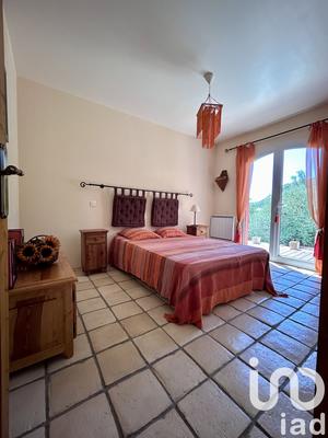 Maison - 118 m² - 5 pièces