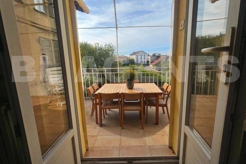 Maison de ville - 161 m² - 7 pièces